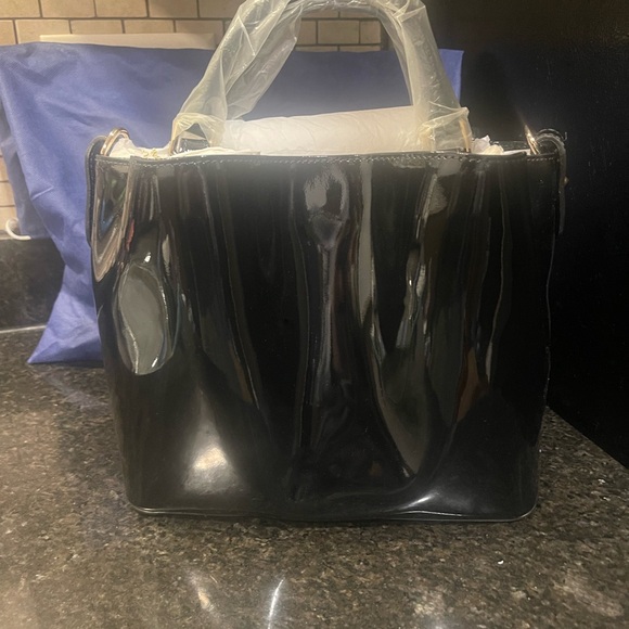 Patent Leather Dooney & Bourke bag - Picture 2 of 8